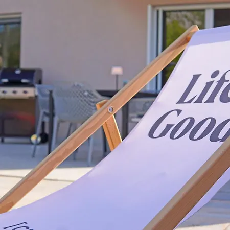 Biba's Place Apartment